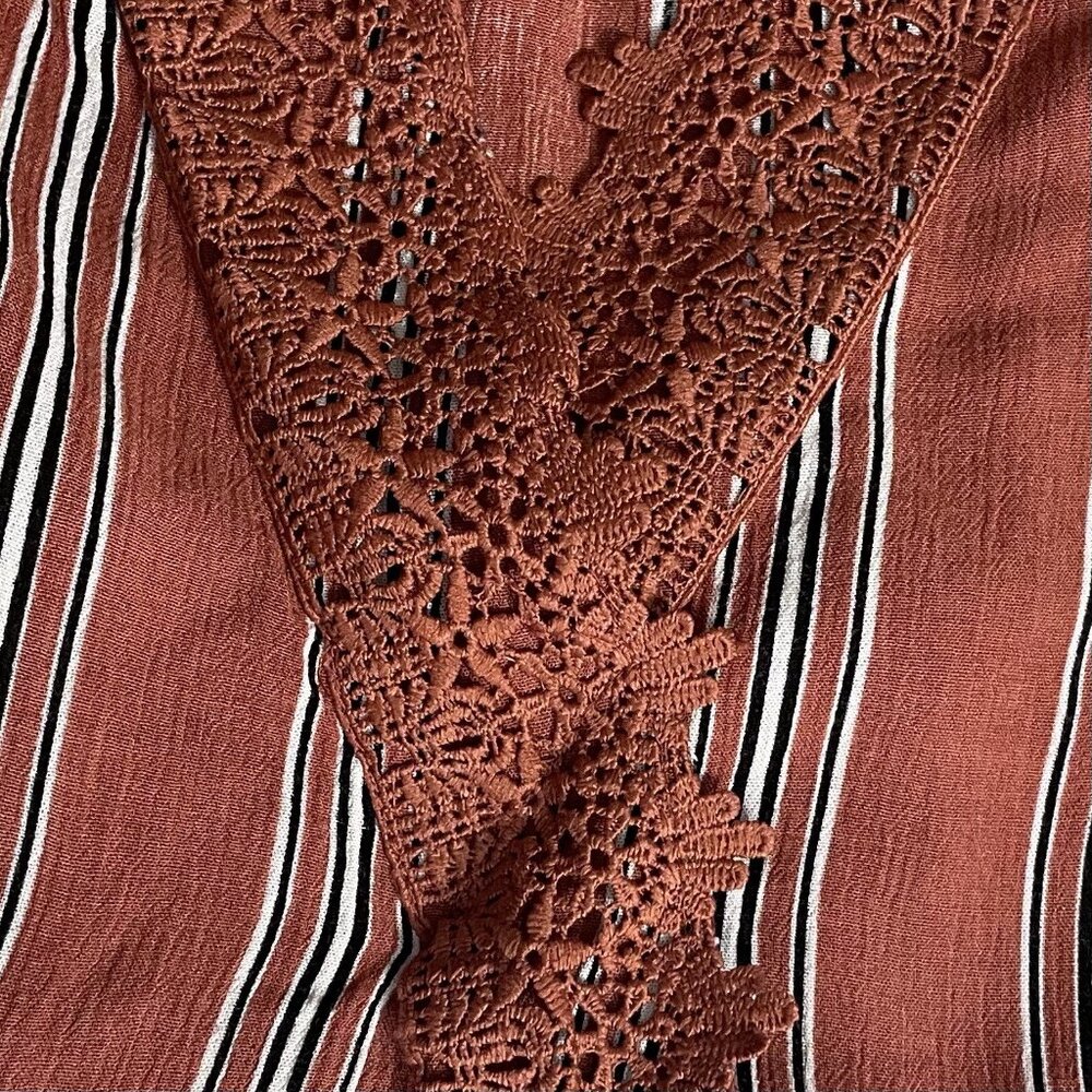 LA Gypsy Boho Peasant Blouse Size Medium Striped V-Neck Faux Wrap Long Sleeve - Picture 4 of 5